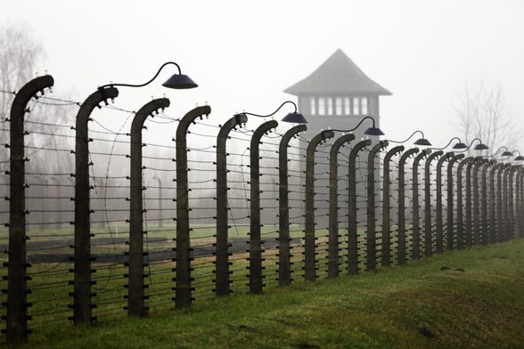 Mort d'un ancien gardien de camp de concentration nazi en Allemagne juste avant son procès