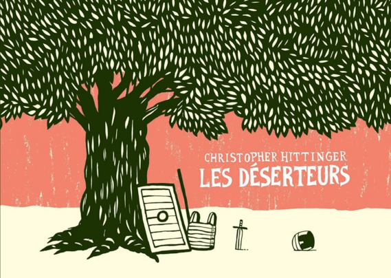 Couverture format à l'italienne (~paysage) montrant un arbre à la large canopée (olivier ?) avec une panoplie de soldat romain (cuirasse, bouclier et lance) posée à ses pieds.