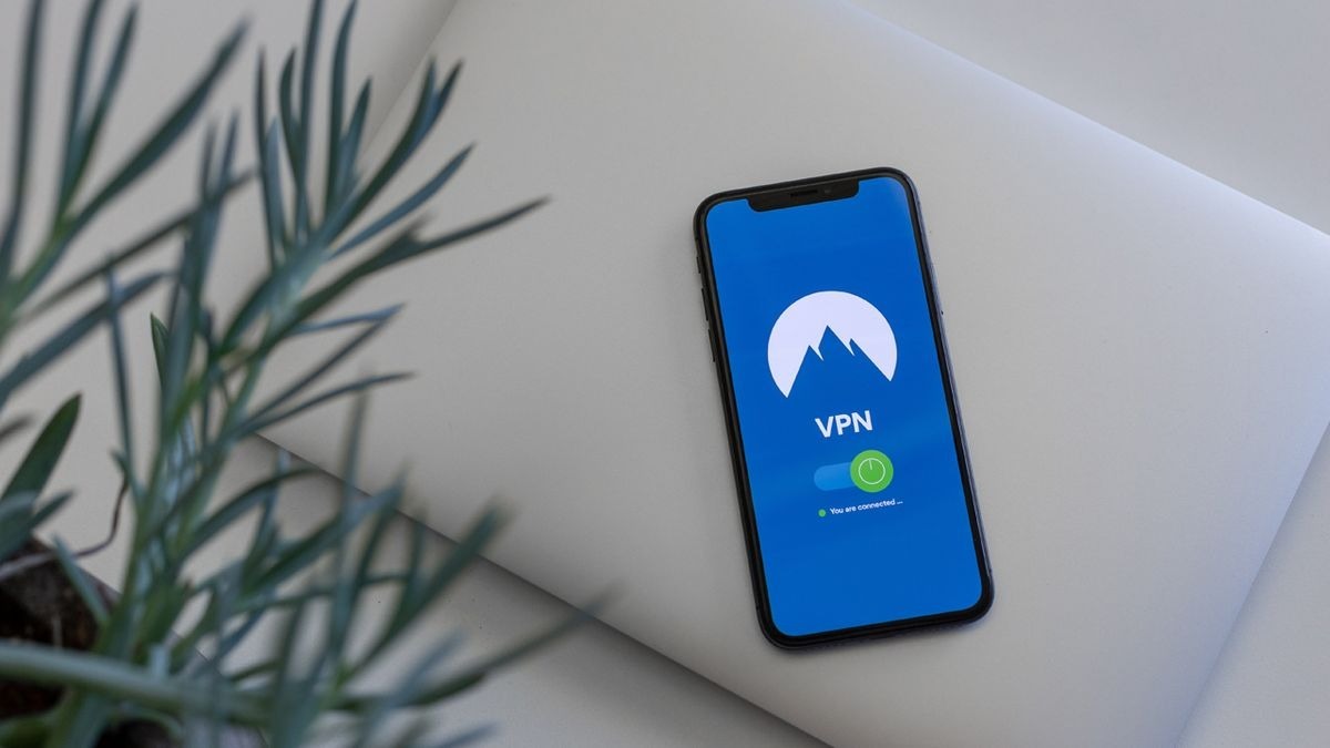 nordvpn lancia nordwhisper vpn invisibile ai filtri (1)