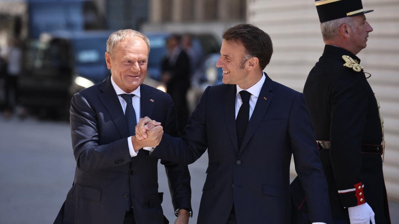 France's President Emmanuel Macron and Poland's Prime Minister Donald Tusk attend a summit to sign a treaty of friendship and enhanced cooperation in Nancy, Eastern France, on 9 May 2025. | © Christophe Petit Tesson, AFP