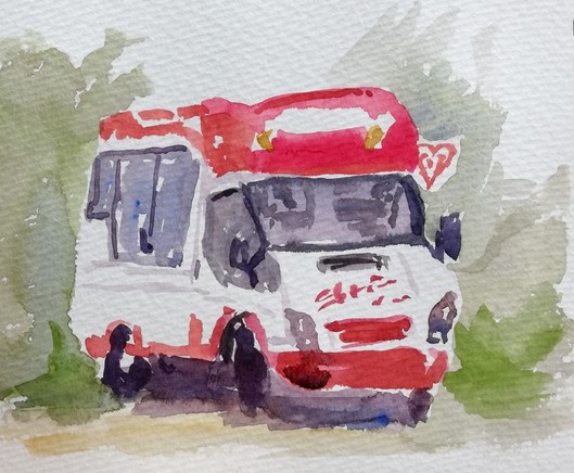 Slightly squiffy three quarter view of the ice cream van in the village. It looks as though it's articulated just around the cab, and I do assure you it wasn't!